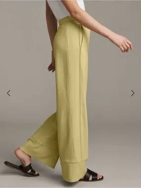 RHONE | Pants &amp; Jumpsuits | Rhone Horizon Spring Chartreuse Set Tank ...